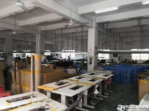 橫崗安良現(xiàn)成服裝廠600平出租 技術(shù)轉(zhuǎn)讓免轉(zhuǎn)讓費(fèi) 兩年合同穩(wěn)定無憂